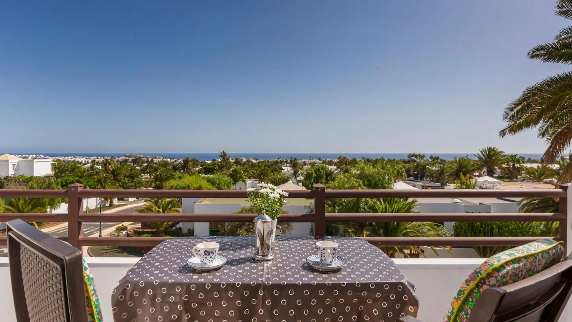 Апартаменты Casa Loro Azul Terraza Piscina Y Vistas Al Mar Коста-Тегисе